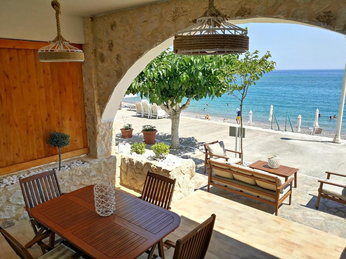 Villa Relax Seaside House CCharaki Exterior foto