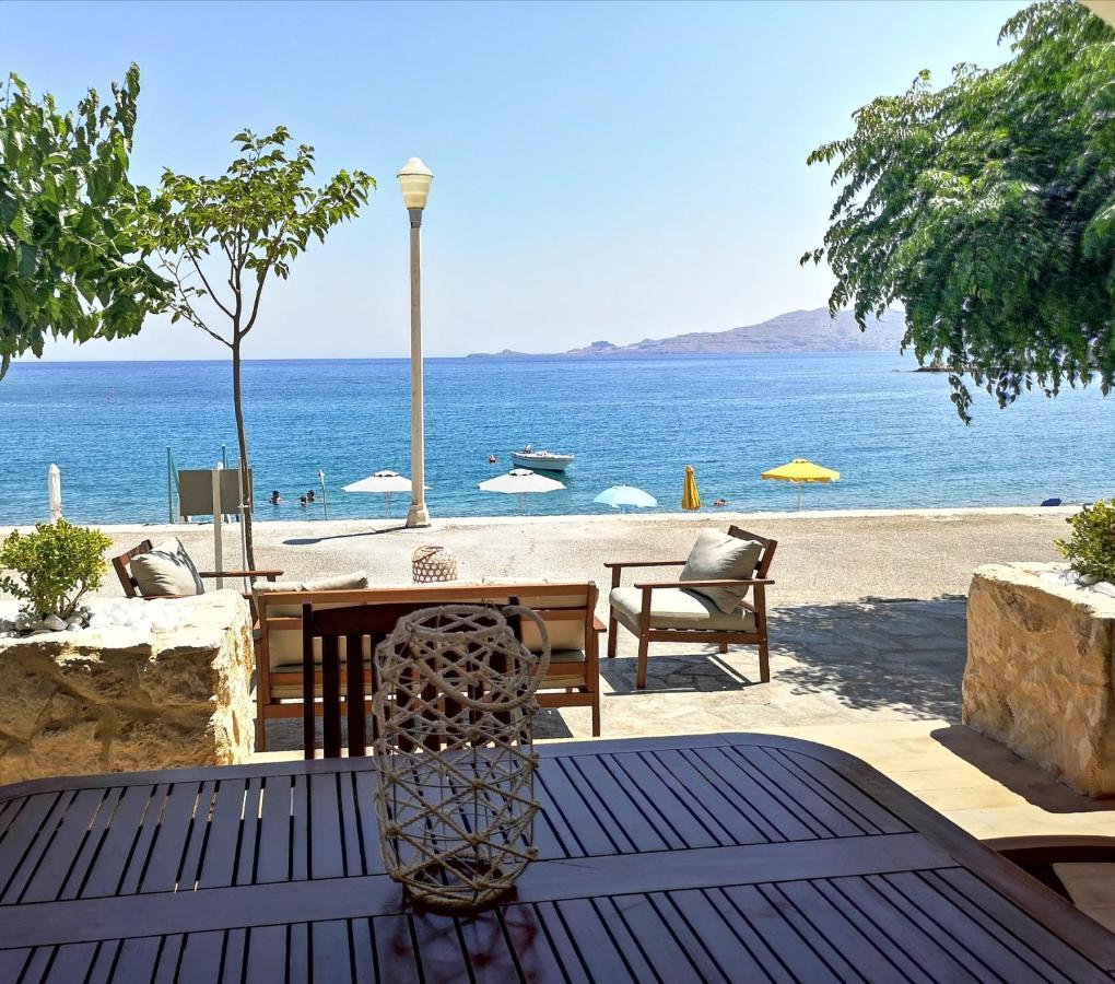 Villa Relax Seaside House CCharaki Exterior foto