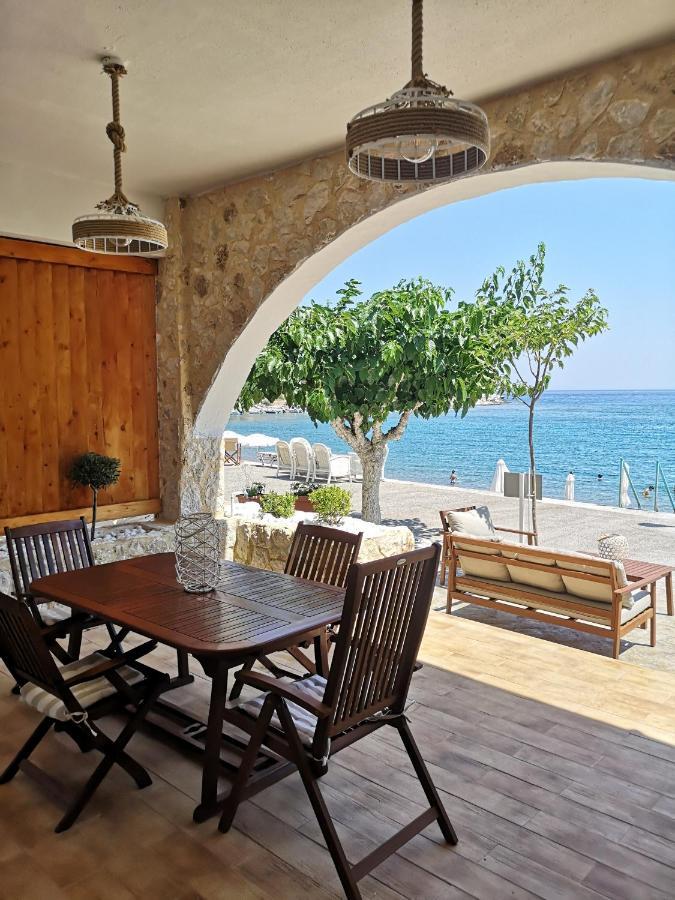 Villa Relax Seaside House CCharaki Exterior foto