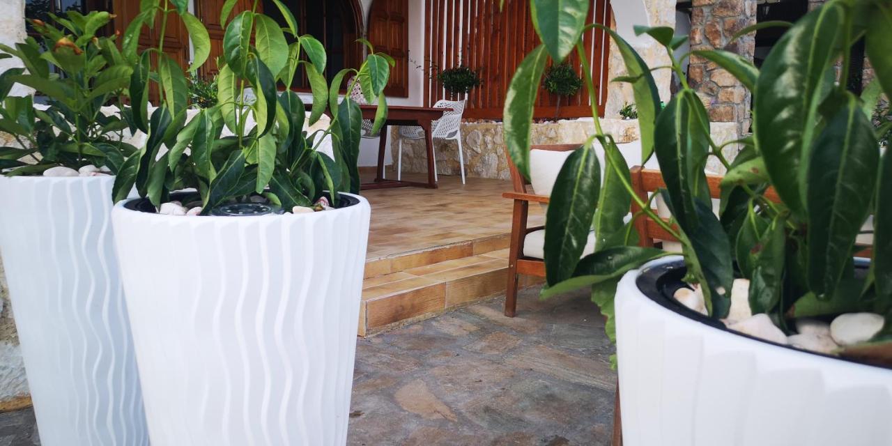 Villa Relax Seaside House CCharaki Exterior foto