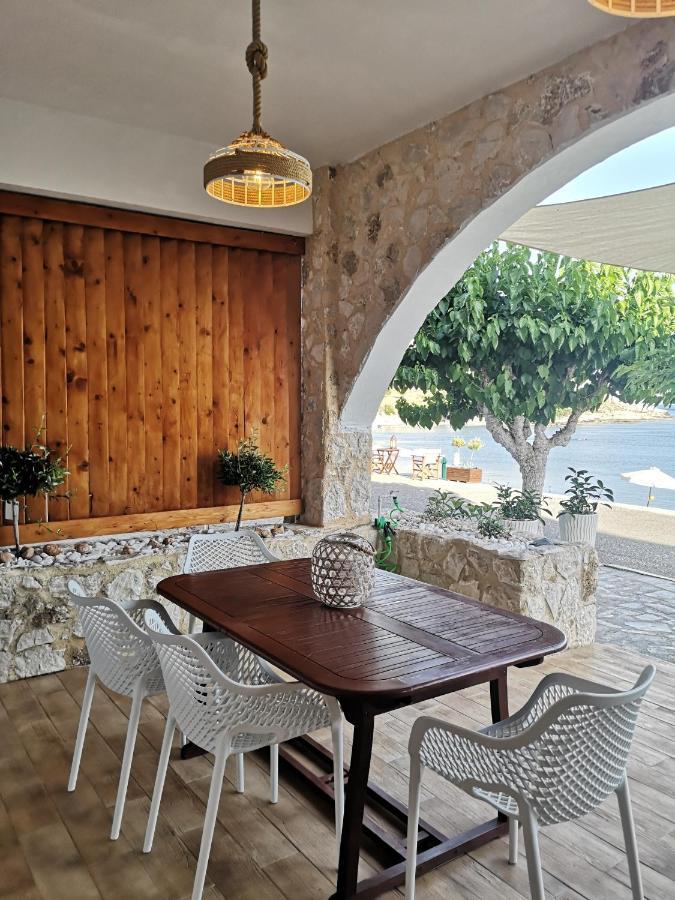 Villa Relax Seaside House CCharaki Exterior foto