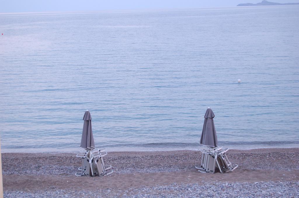 Villa Relax Seaside House CCharaki Exterior foto